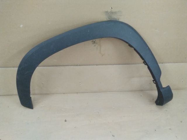 bontott TOYOTA COROLLA Cross Bal első Sárvédő Díszléc