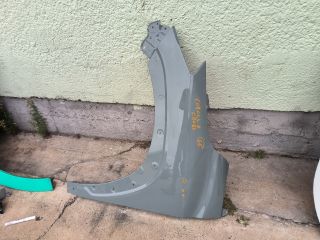 bontott TOYOTA COROLLA Cross Bal első Sárvédő