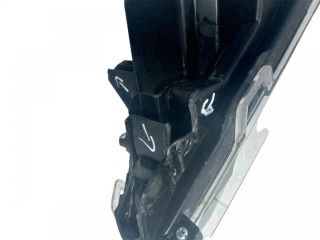 bontott TOYOTA COROLLA Cross Bal Ledes Fényszóró