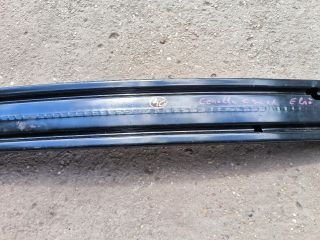 bontott TOYOTA COROLLA Cross Első Lökhárító Merevítő (Fém)