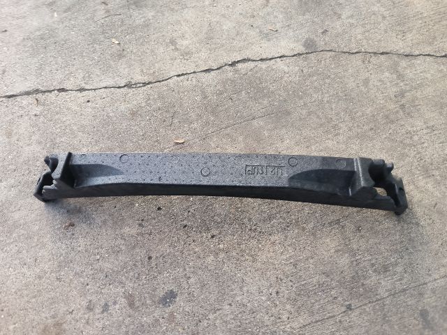 bontott TOYOTA COROLLA Cross Első Lökhárító Ütközés Elnyelő Hab