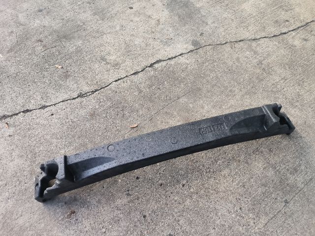 bontott TOYOTA COROLLA Cross Első Lökhárító Ütközés Elnyelő Hab