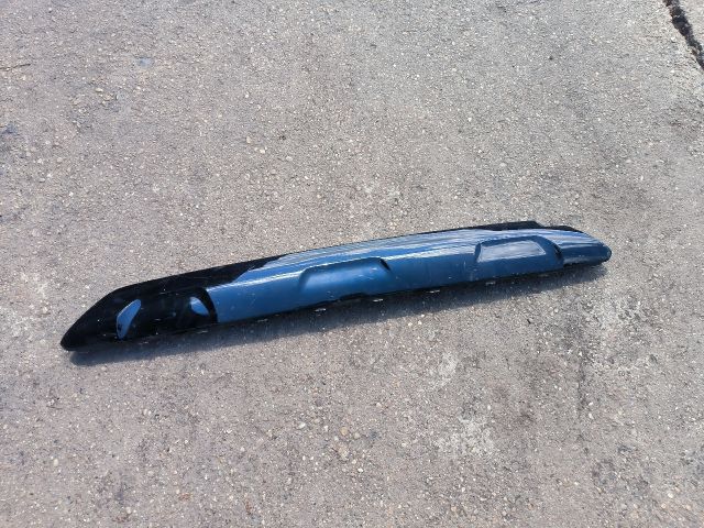 bontott TOYOTA COROLLA Cross Hátsó Lökhárító Díszléc