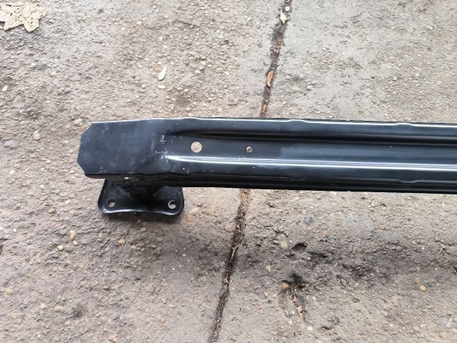 bontott TOYOTA COROLLA Cross Hátsó Lökhárító Merevítő (Fém)