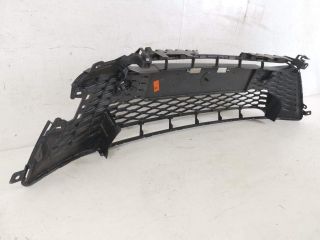 bontott TOYOTA COROLLA Cross Hűtőrács