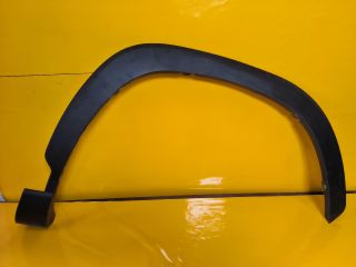 bontott TOYOTA COROLLA Cross Jobb első Sárvédő Díszléc