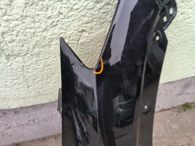 bontott TOYOTA COROLLA Cross Jobb első Sárvédő