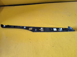 bontott TOYOTA COROLLA Cross Jobb hátsó Sárvédő Díszléc