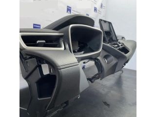 bontott TOYOTA COROLLA Cross Műszerfal Héj