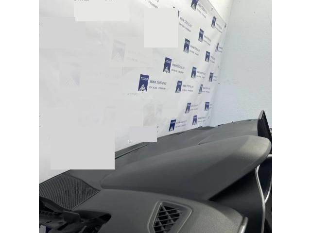 bontott TOYOTA COROLLA Cross Műszerfal Héj