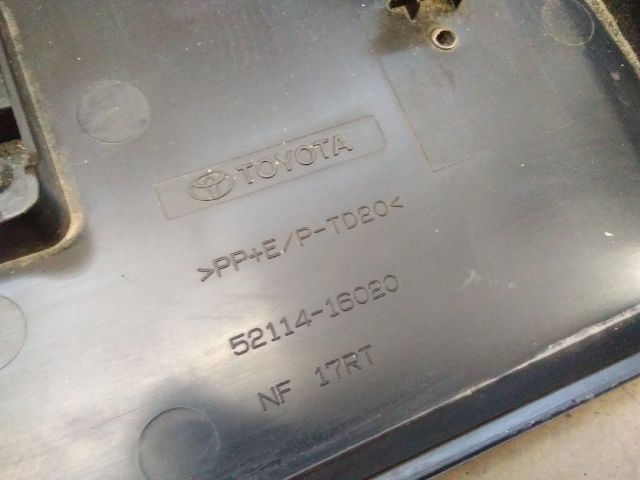 bontott TOYOTA COROLLA Cross Rendszámtábla Tartó