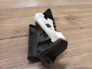 bontott TOYOTA COROLLA Csomagtér Nyitó Kar / Gomb