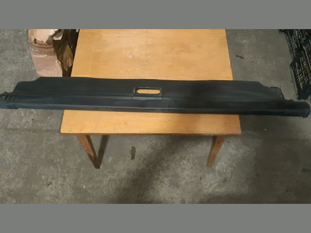 bontott TOYOTA COROLLA Csomagtér Roló