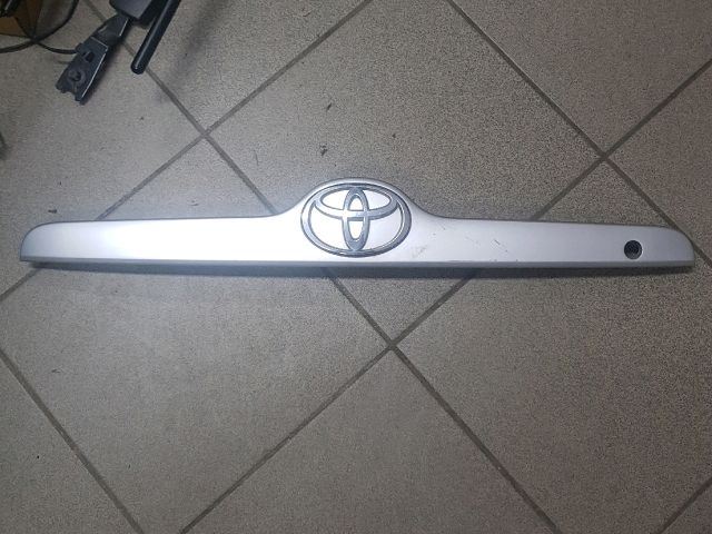 bontott TOYOTA COROLLA Csomagtérajtó Díszléc