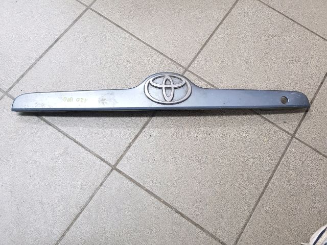 bontott TOYOTA COROLLA Csomagtérajtó Díszléc