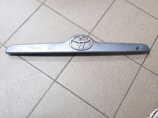bontott TOYOTA COROLLA Csomagtérajtó Díszléc