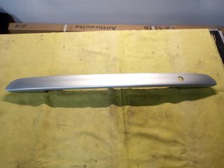 bontott TOYOTA COROLLA Csomagtérajtó Díszléc