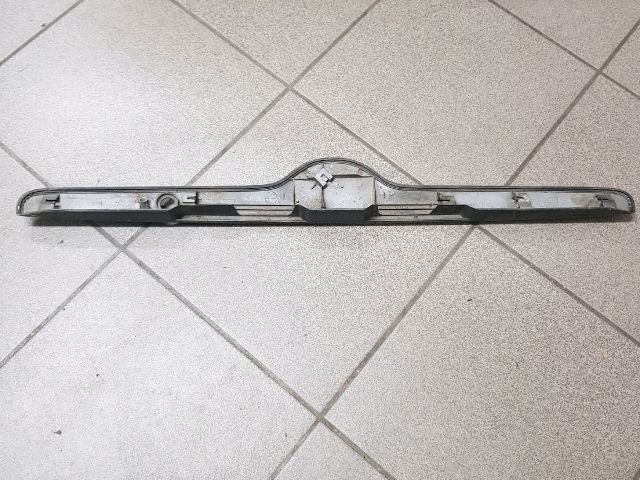 bontott TOYOTA COROLLA Csomagtérajtó Díszléc