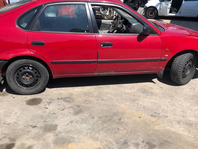 bontott TOYOTA COROLLA Csomagtérajtó (Részeivel)