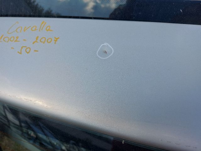 bontott TOYOTA COROLLA Csomagtérajtó (Részeivel)