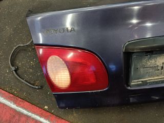 bontott TOYOTA COROLLA Csomagtérajtó (Részeivel)