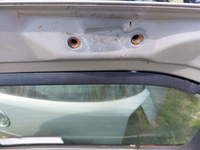 bontott TOYOTA COROLLA Csomagtérajtó (Részeivel)