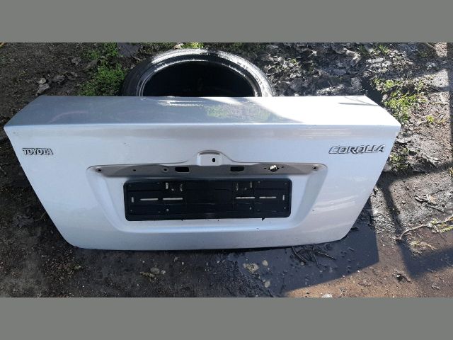 bontott TOYOTA COROLLA Csomagtérajtó (Üres lemez)