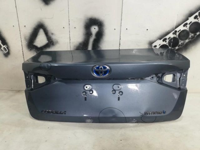 bontott TOYOTA COROLLA Csomagtérajtó (Üres lemez)