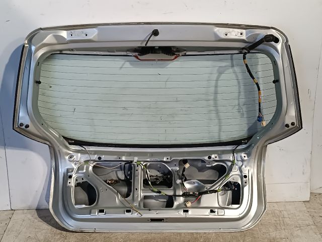 bontott TOYOTA COROLLA Csomagtérajtó (Üres lemez)