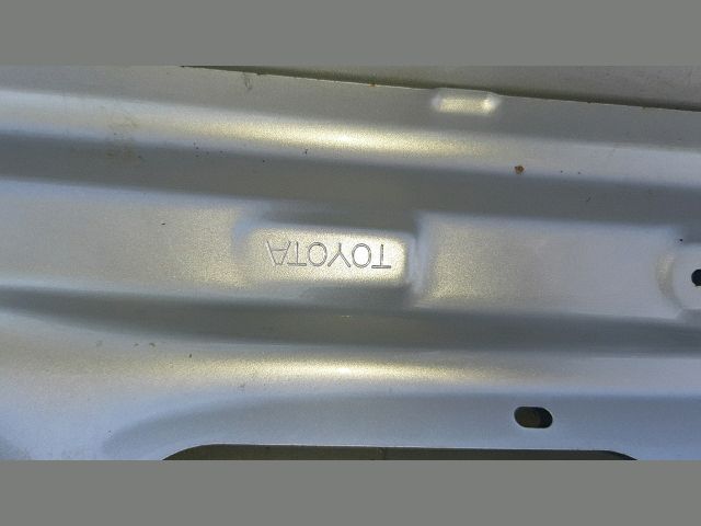 bontott TOYOTA COROLLA Csomagtérajtó (Üres lemez)