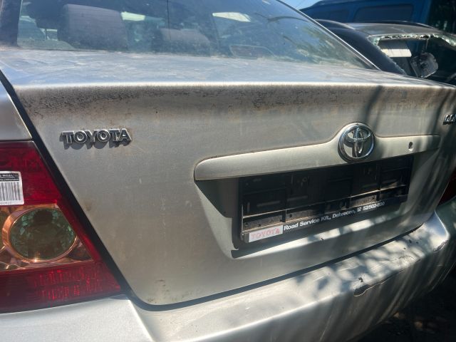 bontott TOYOTA COROLLA Csomagtérajtó (Üres lemez)