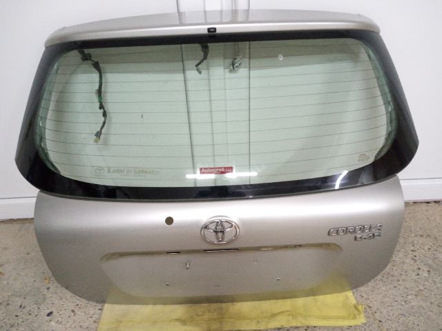 bontott TOYOTA COROLLA Csomagtérajtó (Üres lemez)