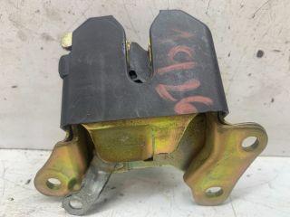 bontott TOYOTA COROLLA Csomagtérajtó Zárszerkezet