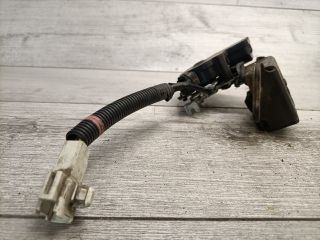 bontott TOYOTA COROLLA Csomagtérajtó Zárszerkezet