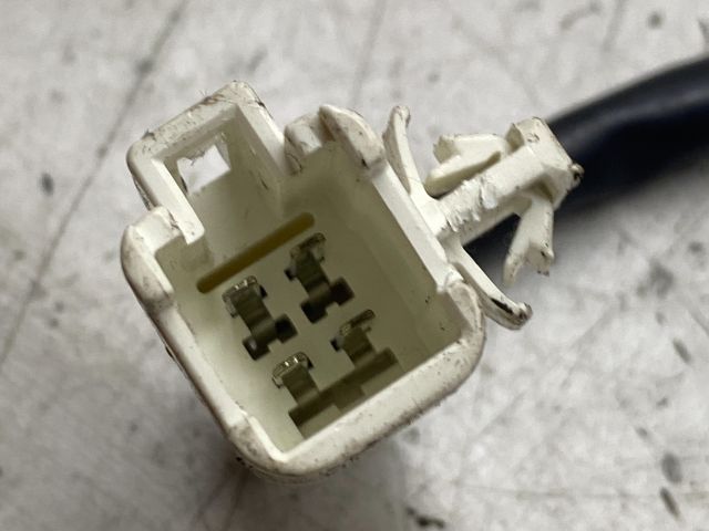 bontott TOYOTA COROLLA Csomagtérajtó Zárszerkezet