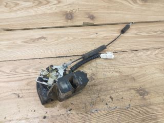 bontott TOYOTA COROLLA Csomagtérajtó Zárszerkezet