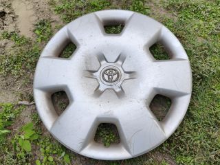 bontott TOYOTA COROLLA Dísztárcsa (1 db)