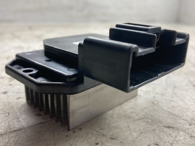 bontott TOYOTA COROLLA Előtét Ellenállás Fűtőmotor