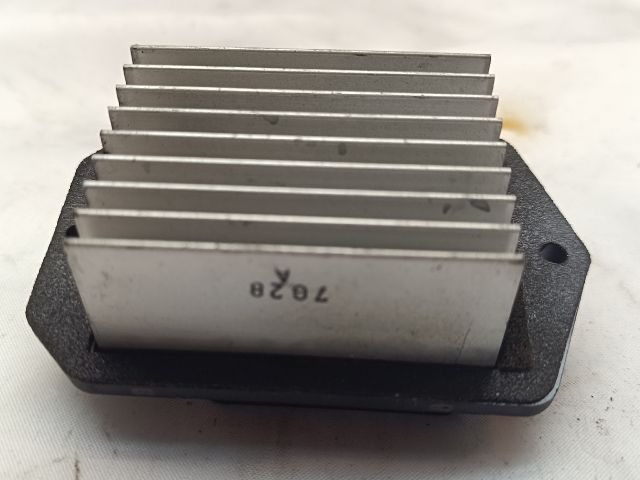 bontott TOYOTA COROLLA Előtét Ellenállás Fűtőmotor