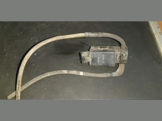 bontott TOYOTA COROLLA Első Ablakmosó Szivattyú