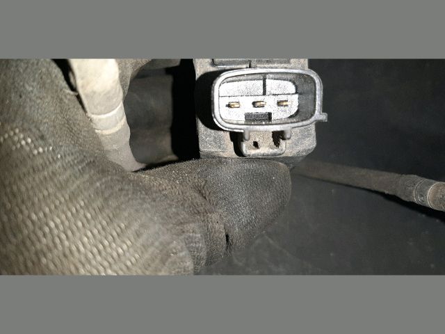 bontott TOYOTA COROLLA Első Ablakmosó Szivattyú