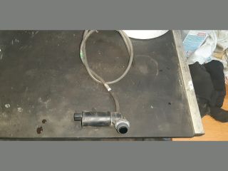 bontott TOYOTA COROLLA Első Ablakmosó Szivattyú