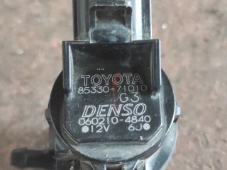 bontott TOYOTA COROLLA Első Ablakmosó Szivattyú