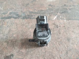 bontott TOYOTA COROLLA Első Ablakmosó Szivattyú