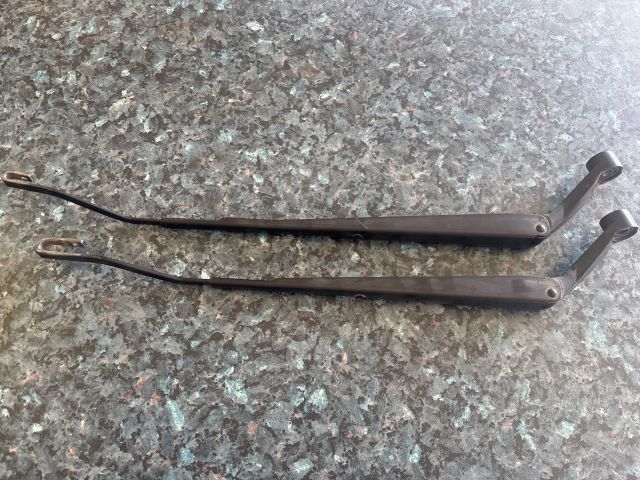 bontott TOYOTA COROLLA Első Ablaktörlő Kar