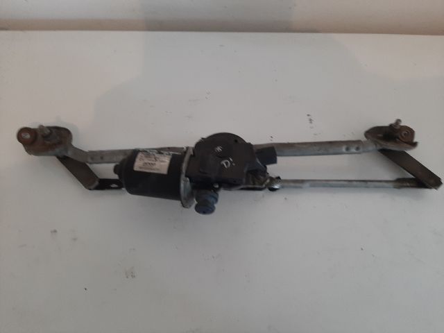 bontott TOYOTA COROLLA Első Ablaktörlő Szerkezet Motorral