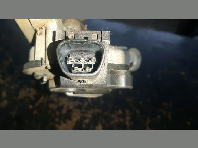 bontott TOYOTA COROLLA Első Ablaktörlő Szerkezet Motorral