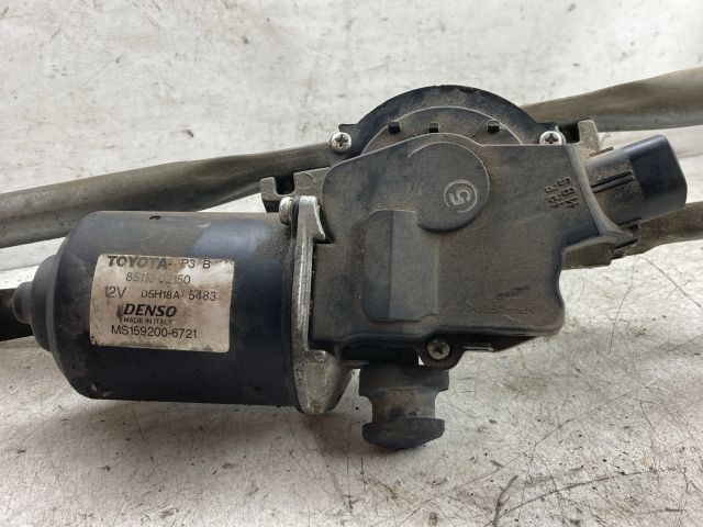 bontott TOYOTA COROLLA Első Ablaktörlő Szerkezet Motorral