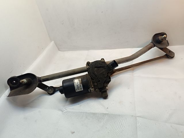 bontott TOYOTA COROLLA Első Ablaktörlő Szerkezet Motorral