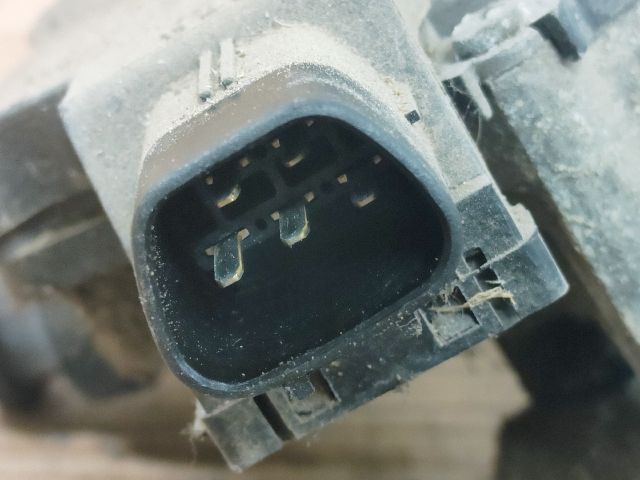 bontott TOYOTA COROLLA Első Ablaktörlő Szerkezet Motorral